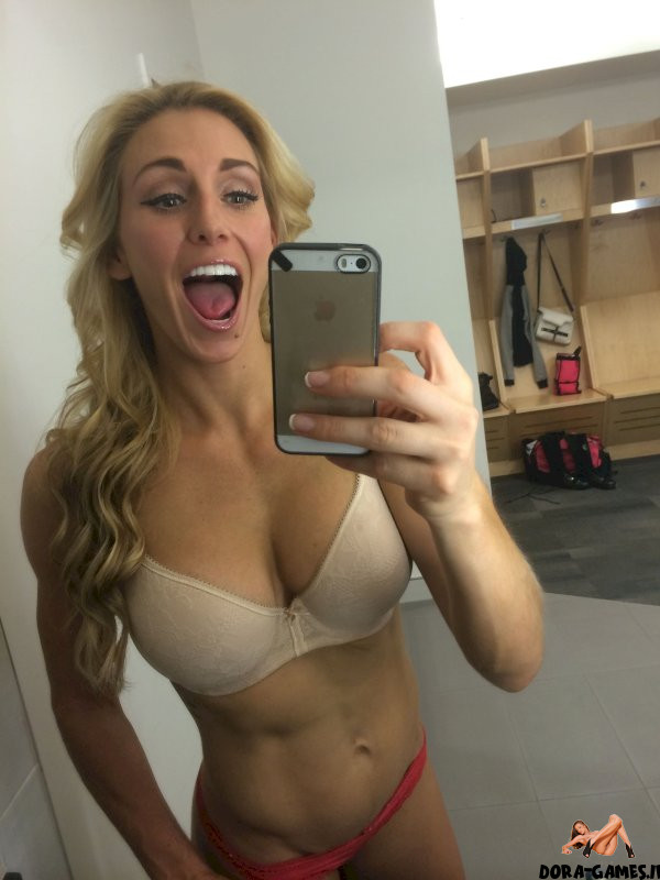 Nude photos leaked flair charlotte Charlotte Flair